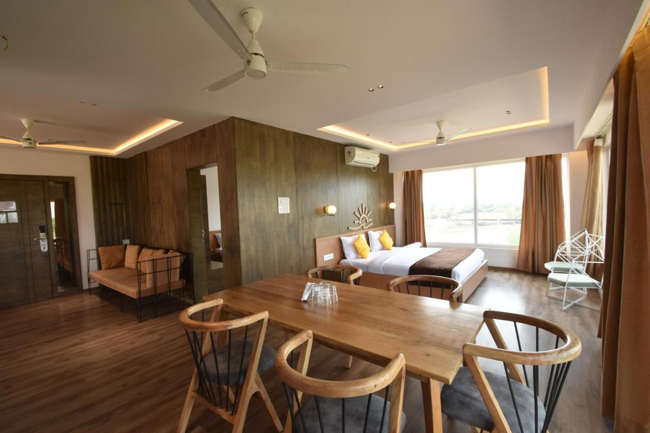 Samudra Resorts And Spa Puri Exterior photo